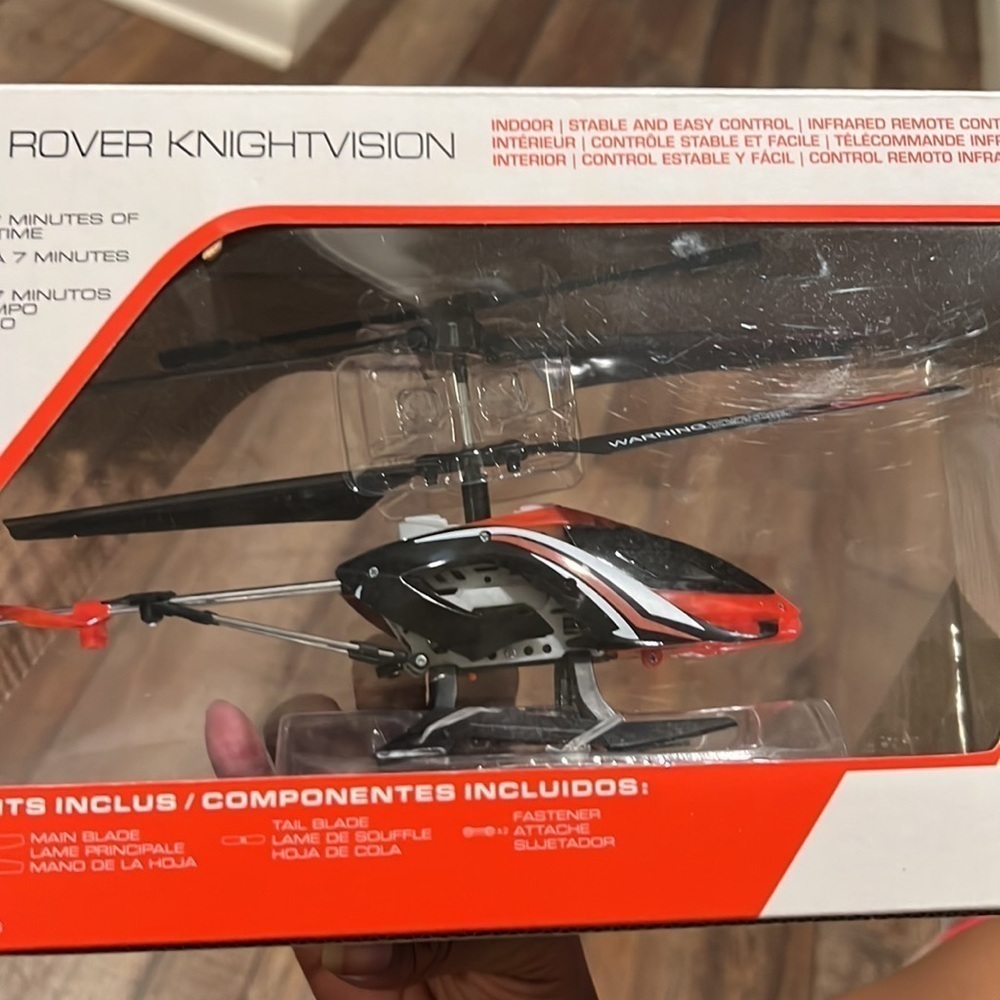 Sky Rover Remote Controlled Helicopter - Picture 4 of 4